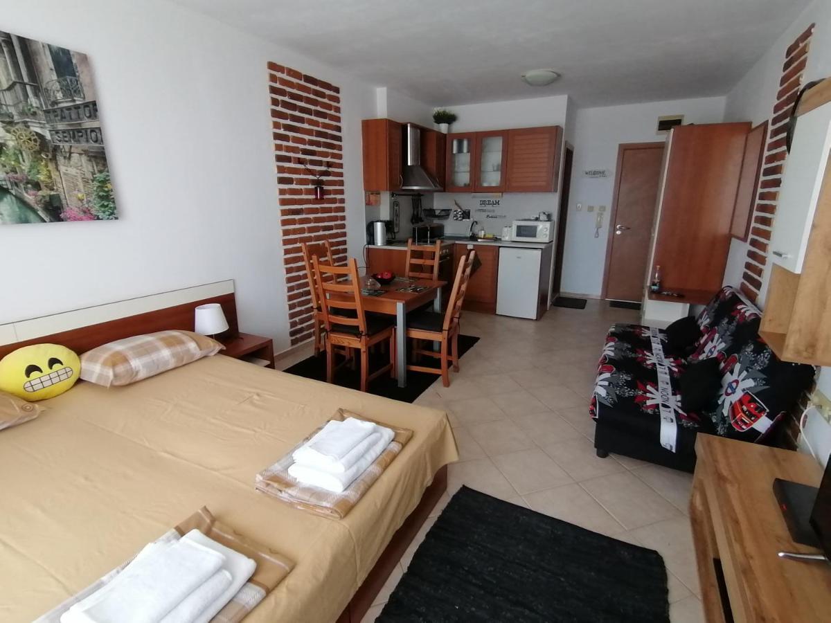 Apolon 2 Apartment Созопол Екстериор снимка